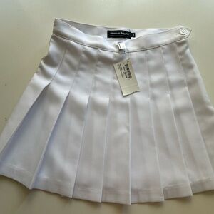white AMERICAN APPAREL tennis skirt NEW WITH TAGS